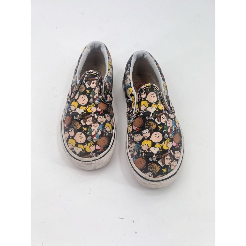 Vans Charlie Brown retired pattern